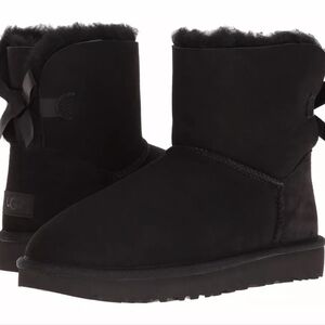 UGG Mini Bailey Boot